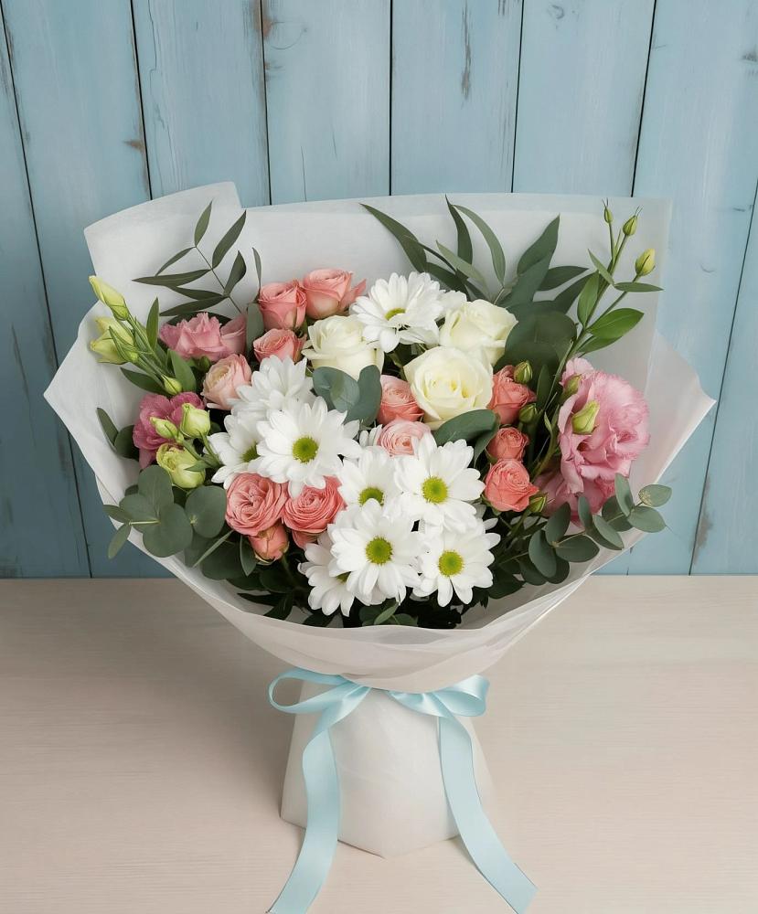 Букет цветов из: Розы, Лизиантусы и Хризантемы в Горьковском
