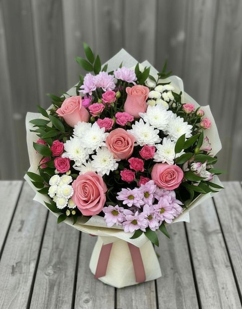 Букет цветов из: Альстромерии, Гвоздики, Розы и Хризантемы в Горьковском
