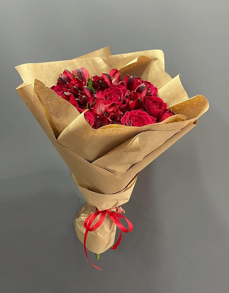 Букет цветов из: Альстромерии и Розы в Горьковском