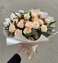 Букет Кремовые розы Латте в Горьковском