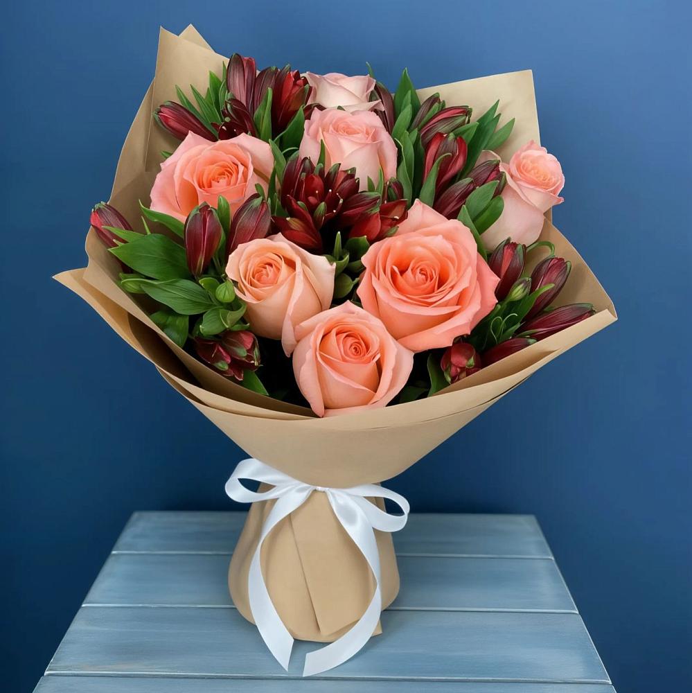 Букет цветов из: Розы и Альстромерии в Горьковском