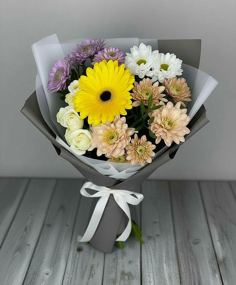 Букет цветов из: Розы, Герберы и Хризантемы в Горьковском