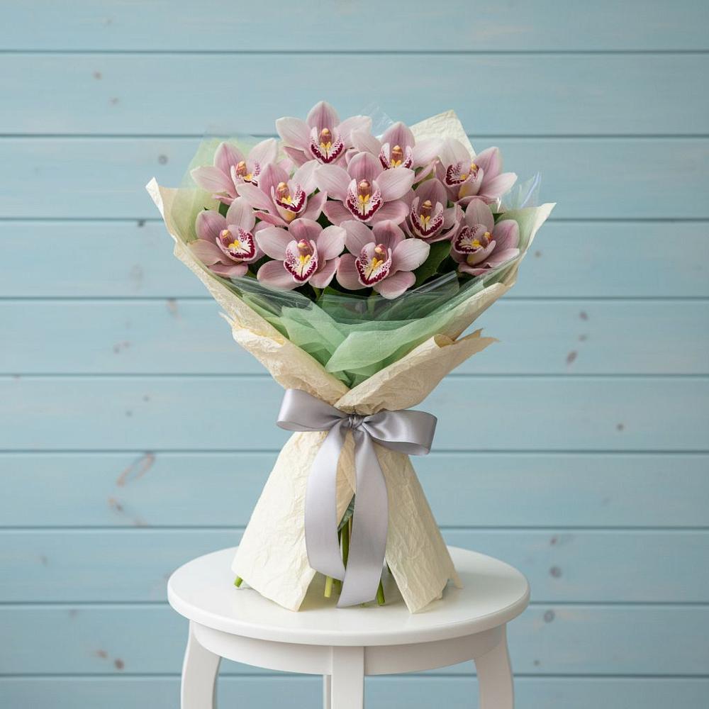 Букет цветов из: Орхидеи и Розы в Горьковском