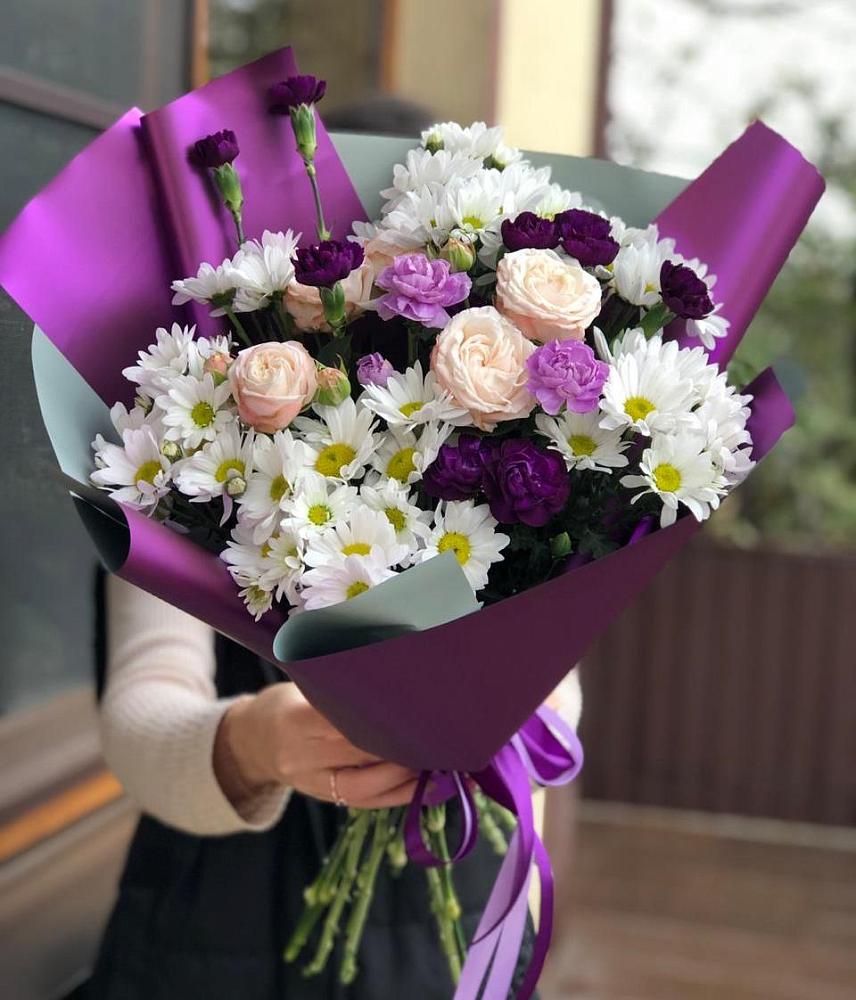 Букет цветов из: Хризантемы, Гвоздики и Розы в Горьковском