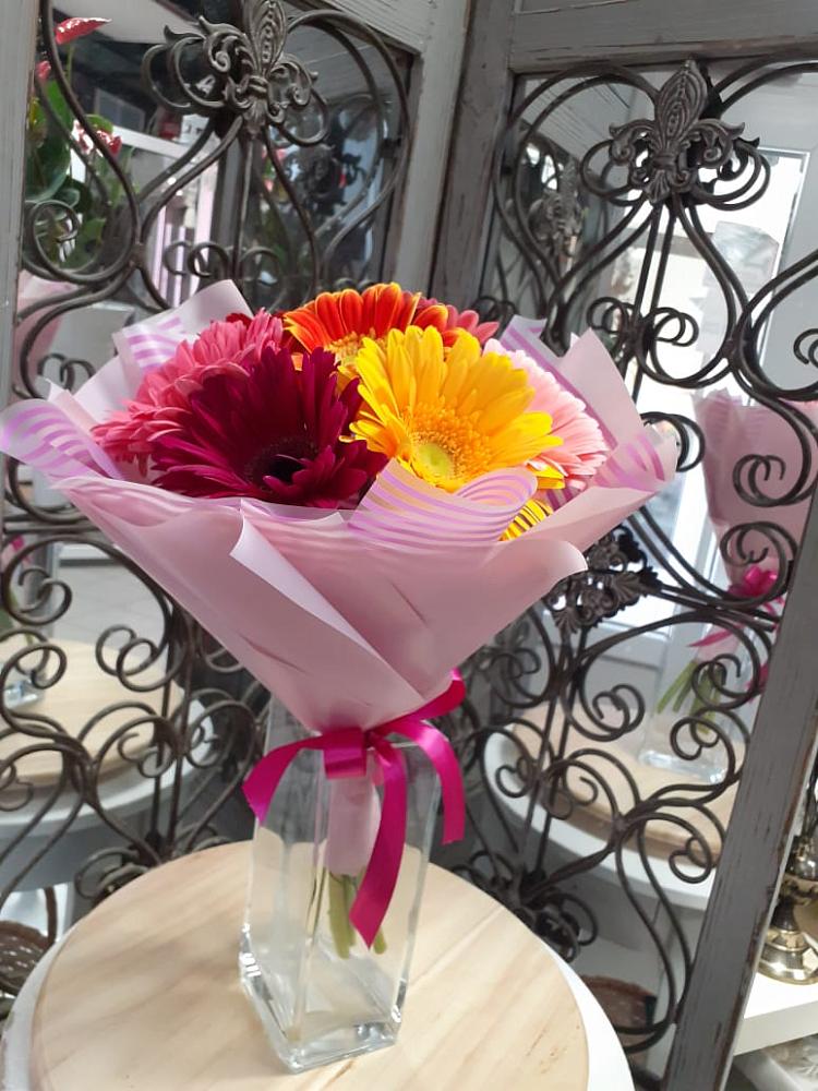 Букет цветов из: Герберы в Горьковском