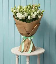 Букет цветов из:  Лизиантусы в Горьковском