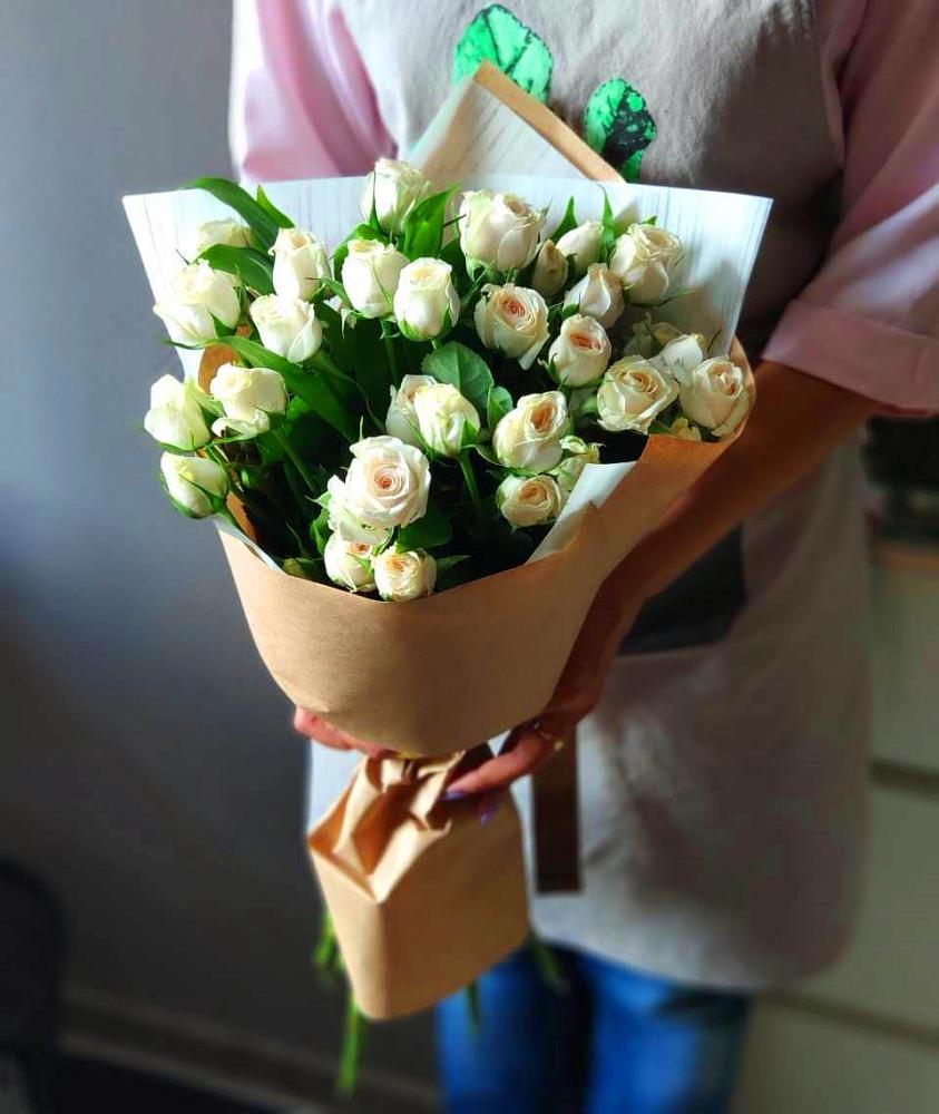 Букет цветов из: Розы в Горьковском