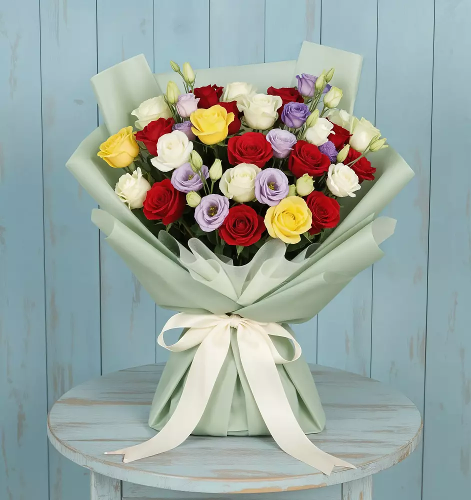 Букет цветов из: Розы в Горьковском