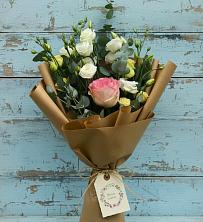 Букет цветов из:  Розы и Лизиантусы в Горьковском